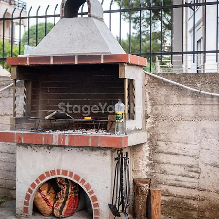 Hillock: Traditional Luxury With Garden For Gatherings Thessaloniki