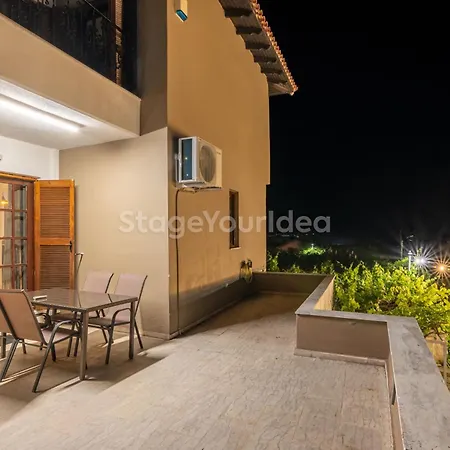 Villa Hillock: Traditional Luxury With Garden For Gatherings Thessaloniki
