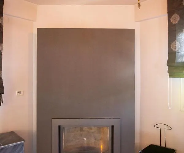 Βίλα τraditional Fully Detached On A Luxurious Hillock Of With Its Own Garden Also For Family&wedding Gatherings For 10 To 25 People Only 15 Minutes From Airport Θεσσαλονίκη