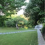 τraditional Fully Detached On A Luxurious Hillock Of With Its Own Garden Also For Family & Wedding Gatherings For 10 To 25 People Only 15 Minutes From Airport Vilă *