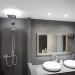 Vilă τraditional Fully Detached On A Luxurious Hillock Of With Its Own Garden Also For Family & Wedding Gatherings For 10 To 25 People Only 15 Minutes From Airport *