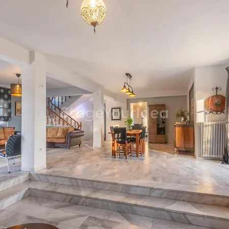 וילה τraditional Fully Detached On A Luxurious Hillock Of With Its Own Garden Also For Family & Wedding Gatherings For 10 To 25 People Only 15 Minutes From Airport
